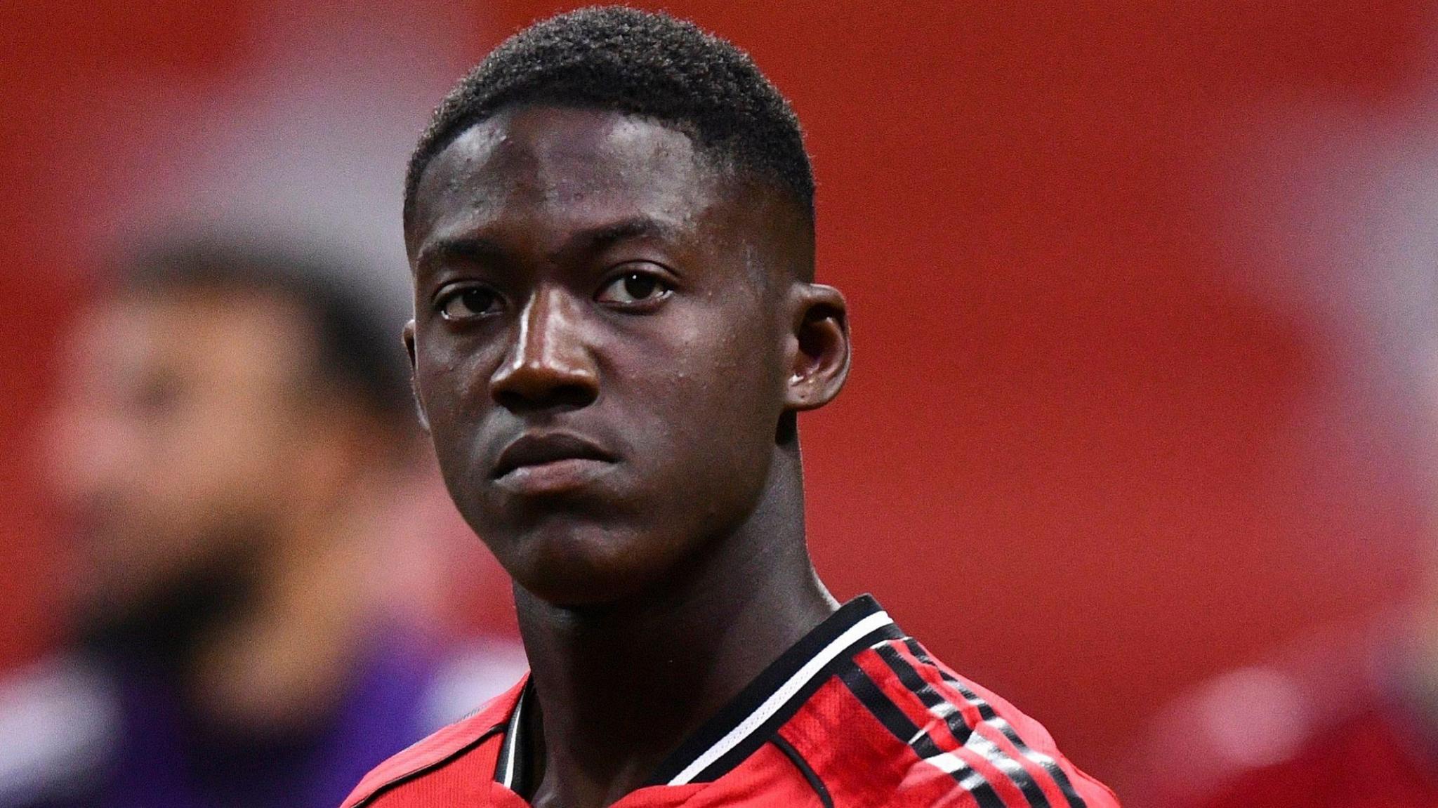 Kobbie Mainoo Biography: Parents, Country, Age, Salary, Net Worth, Girlfriend, Stats, Wikipedia