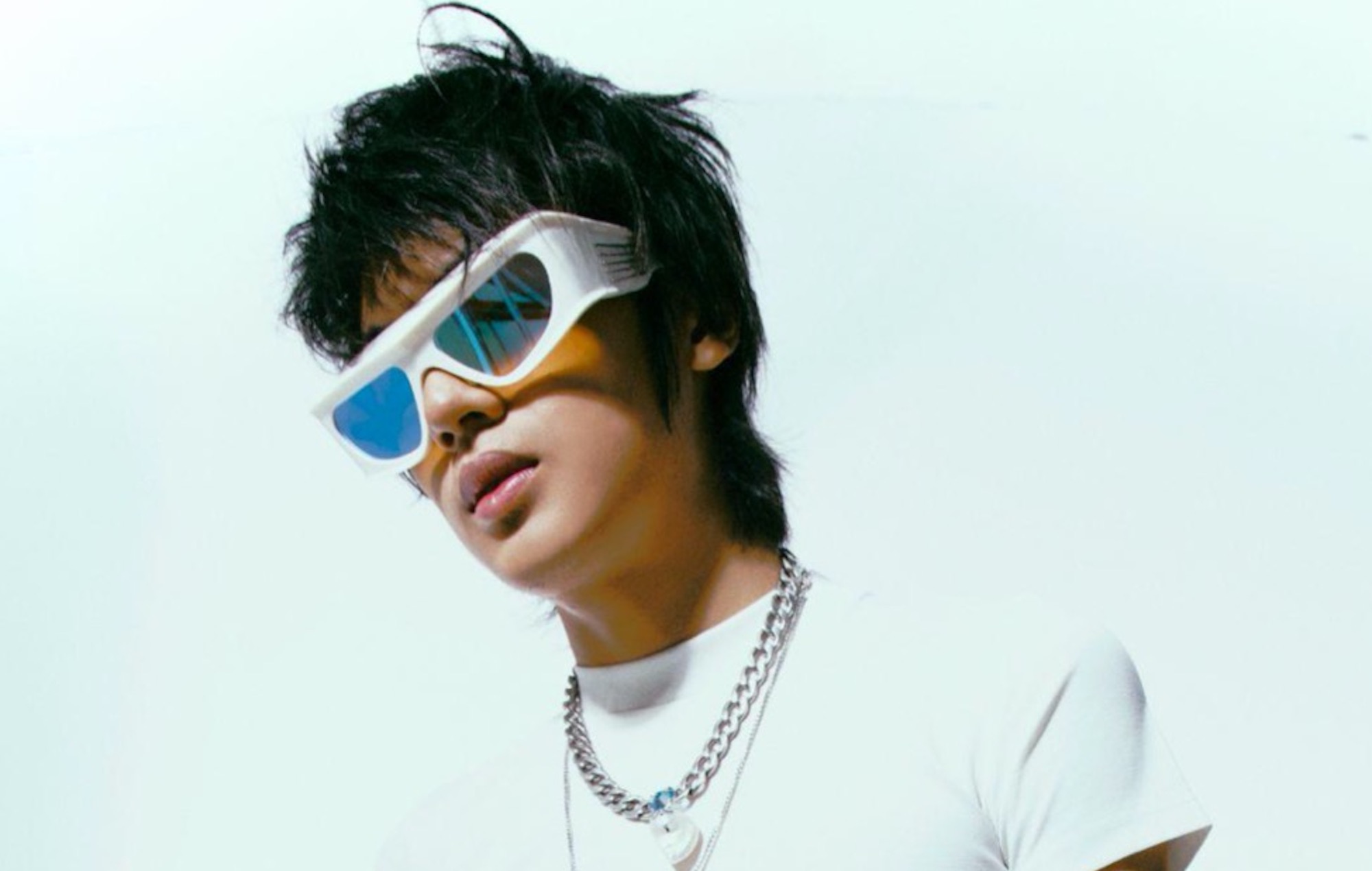 Warren Hue Biography: Net Worth, Parents, Girlfriend, Songs,Age, Height