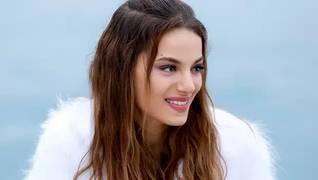 Leyla Tanlar Biography: Height, Parents, Movies, Instagram, Age, Boyfriend, Net Worth